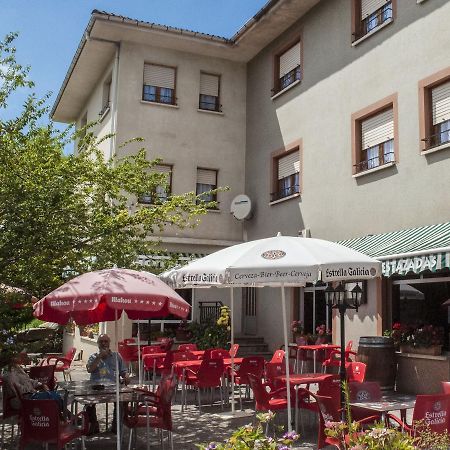 Hotel Alto De Las Estazadas Canales Kültér fotó